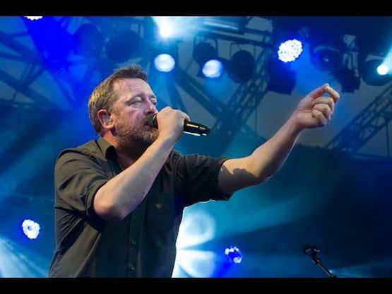 Guy Garvey – Courting The Squall