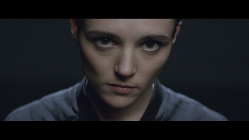 VIDEO: Savages – Adore