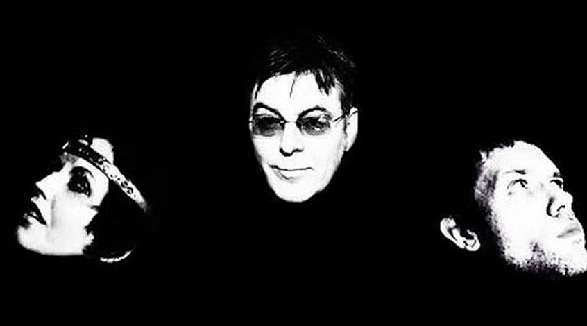 Dolores O’Riordan (Cranberries) e Andy Rourke (The Smiths) formano i D.A.R.K