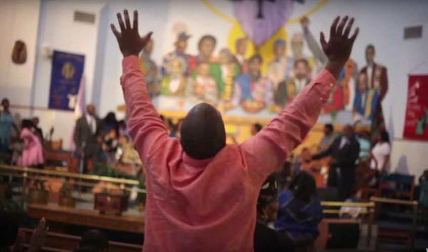 PJ Harvey condivide il video del brano “The Community Of Hope”