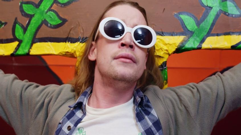 Macaulay Culkin nei panni di Kurt Cobain nel nuovo video di Father John Misty
