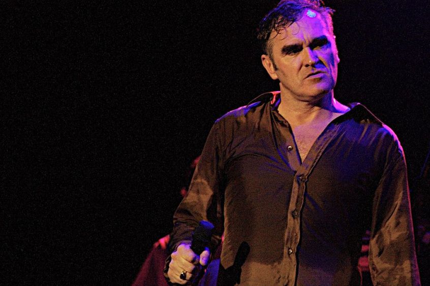 Morrissey cancella il tour italiano dopo la disavventura con il poliziotto di Roma