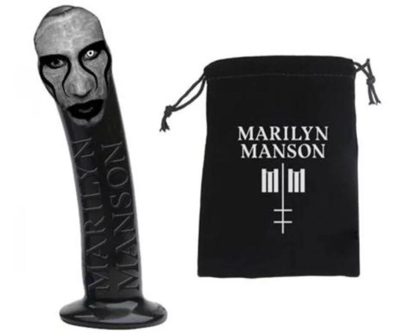 Marilyn Manson mette in vendita un vibratore con la sua immagine disegnata sopra