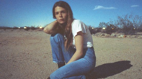 Maggie Rogers – Heard It in a Past Life