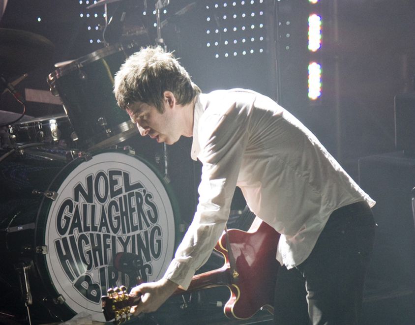 Noel Gallagher ha ritrovato il suo disco ‘space-rock’ mai pubblicato nel cassetto dei calzini