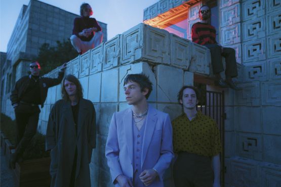 Cage the Elephant – Social Cues