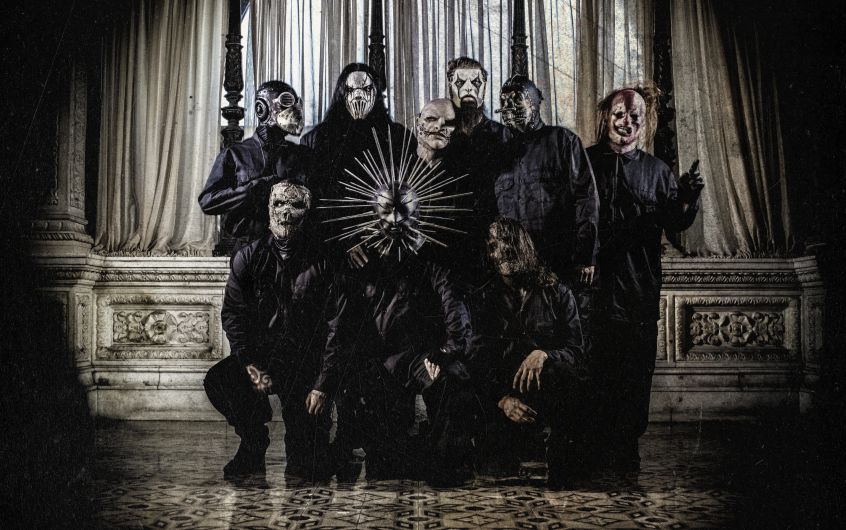 Gli Slipknot annunciano il nuovo album “We Are Not Your Kind”. Ascolta il primo singolo “Unsainted”.