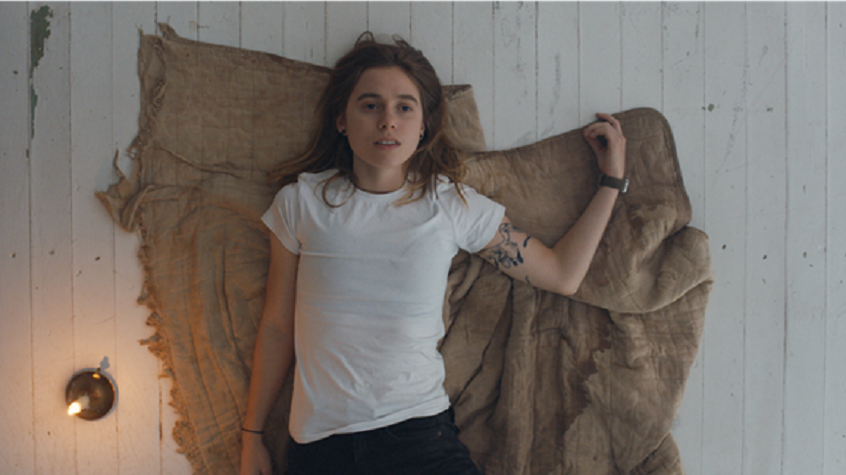 Due nuove canzoni per Julien Baker