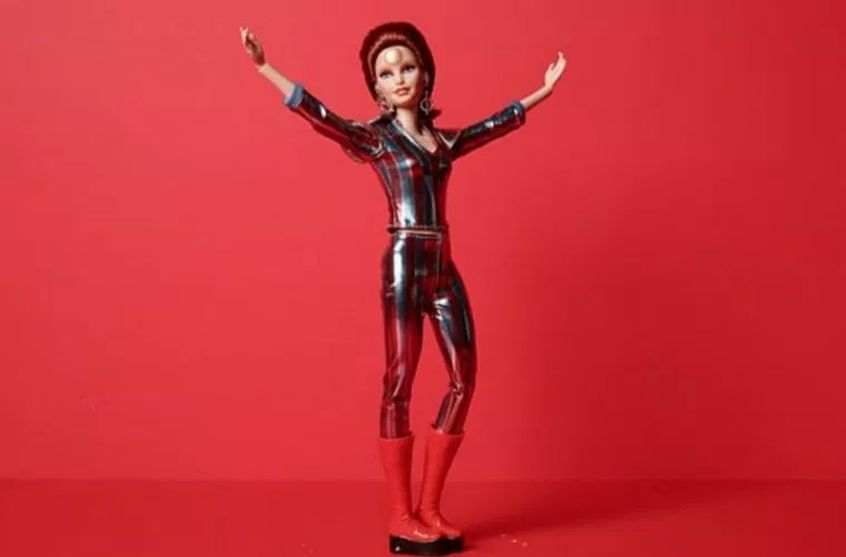 La Mattel ha realizzato una Barbie ispirata a David Bowie