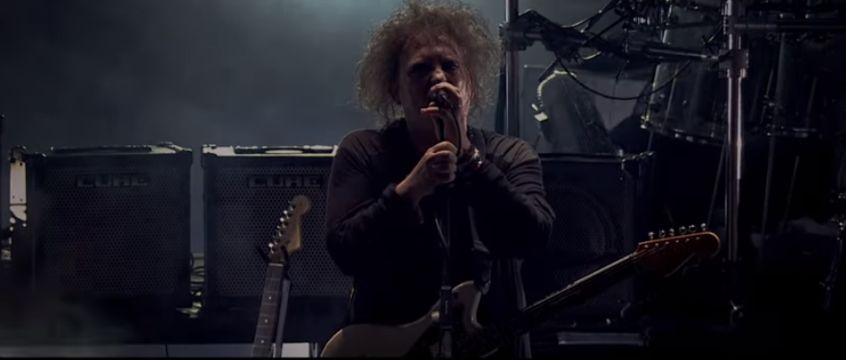 The Cure: guarda la band suonare “Disintegration” in un video estratto dal film concerto “40 Live ““ CURà†TION-25 + Anniversary”