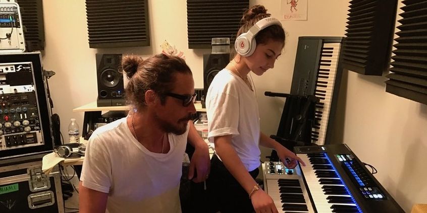 La figlia di Chris Cornell condivide il brano prodotto da suo padre