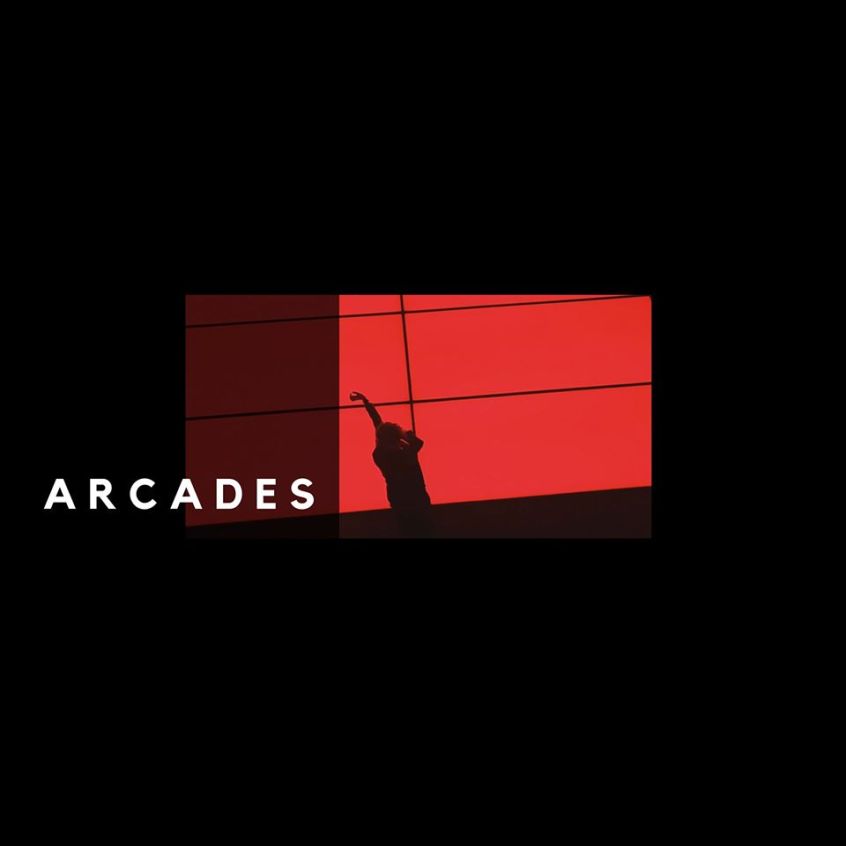 TRACK: Richard Frenneaux – Arcades