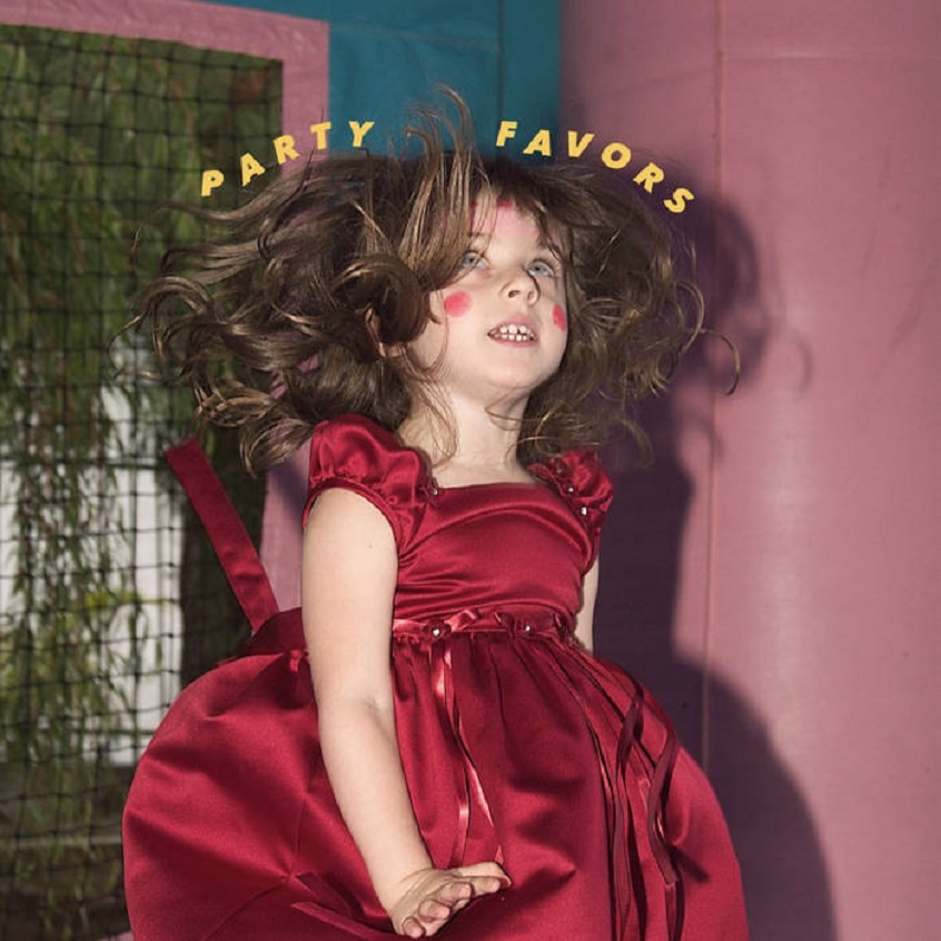 TRACK: Sofia Wolfson – Party Favors
