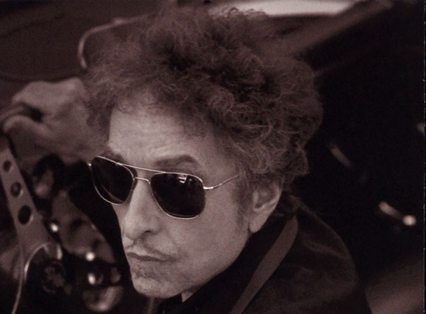 Bob Dylan condivide il primo inedito in 8 anni. Ascolta “Murder Most Foul”.