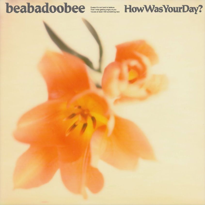 Beabadoobee: il nuovo singolo è l’acustica “How Was Your Day?”