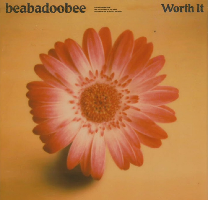 Ascolta “Worth it”, il nuovo singolo di Beabadoobee