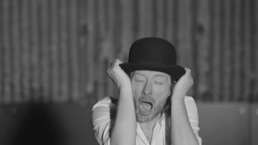 Thom Yorke svela un nuovo brano solista (per Peaky Blinders), mentre gli Smile pubblicano la nuova “Pana-vision”