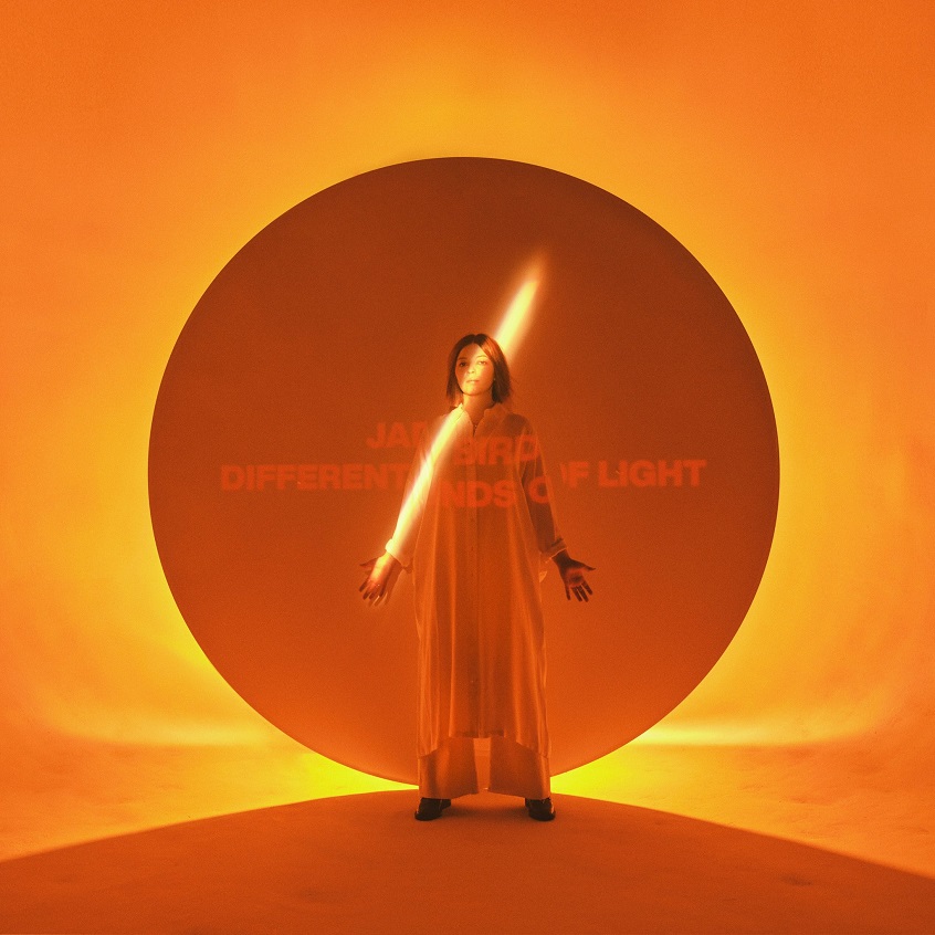 “Different Kinds Of Light” è il secondo LP di Jade Bird ed esce ad agosto