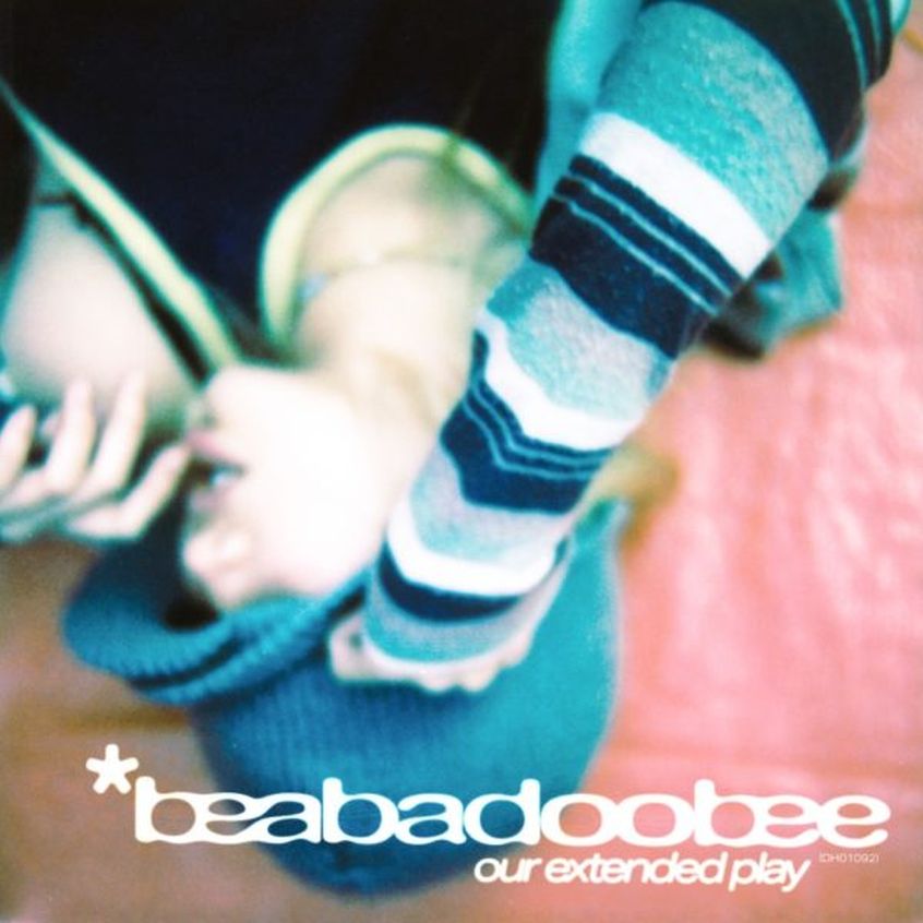 C’è la collaborazione dei The 1975 nel nuovo EP di beabadoobee: ascoltalo e guarda il video di “Cologne”