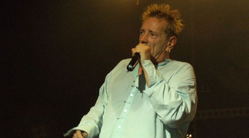 Johhny Rotten citato a giudizio dagli ex componenti dei Sex Pistols per una prossima serie