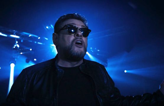 Shaun Ryder – Visit From Future Technology
