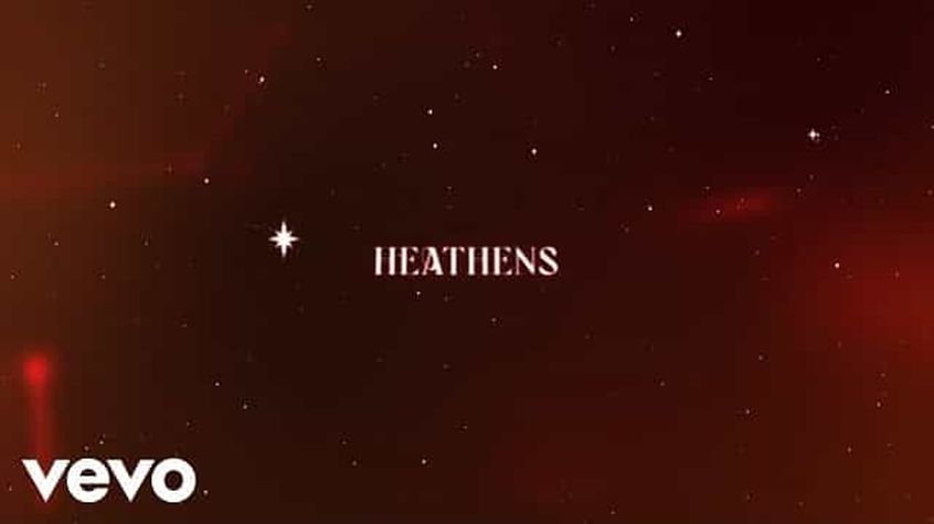 Nuovo singolo per Aurora: ecco “Heathens”, insieme ai dettagli di uno spettacolo virtuale
