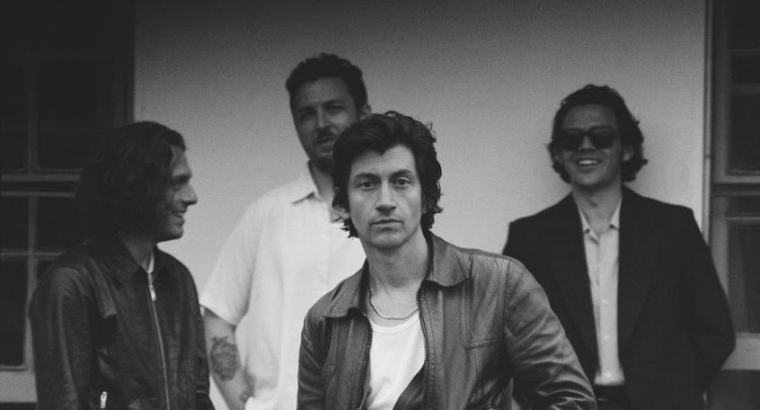 Guarda il video di “Body Paint”, il secondo singolo dal nuovo LP degli Arctic Monkeys