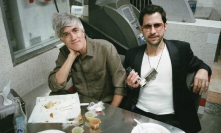 We Are Scientists – Lobes