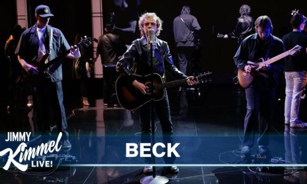 Guarda Beck da Jimmy Kimmel eseguire “Thinking About You”