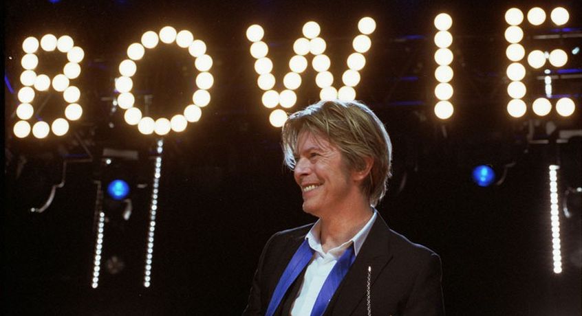 David Bowie e il rapporto con il fratellastro Terry Burns: l'ombra fra le  stelle luccicanti | Indie For Bunnies