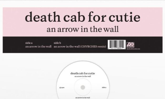 “An Arrow In The Wall” è un nuovo brano dei Death Cab For Cutie. C’è anche un remix dei Chvrches.