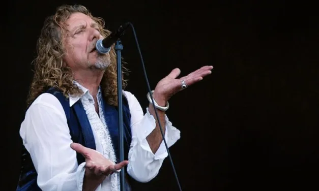 Guarda Robert Plant cantare “Stairway To Heaven” dei Led Zeppelin per la prima volta in 16 anni