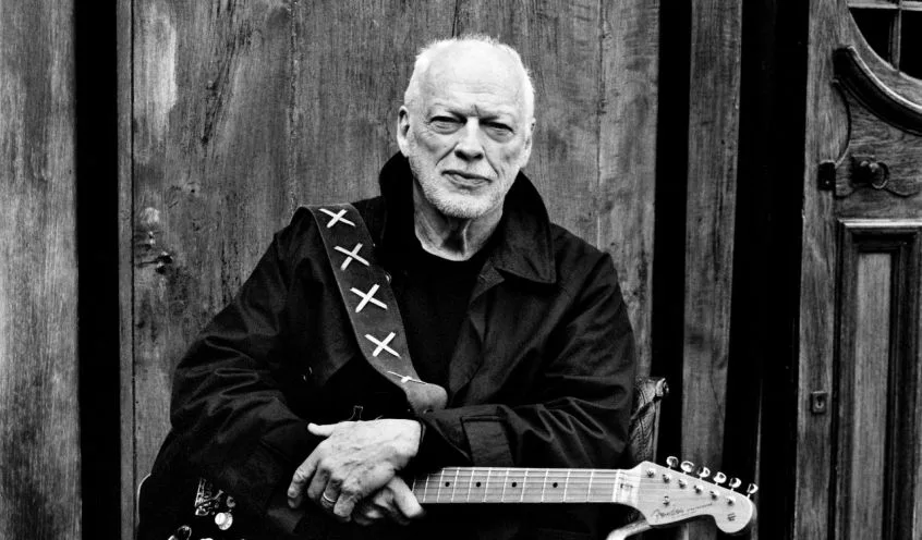 “Luck and Strange” è il titolo del nuovo album di David Gilmour in uscita a settembre: ascolta il primo singolo